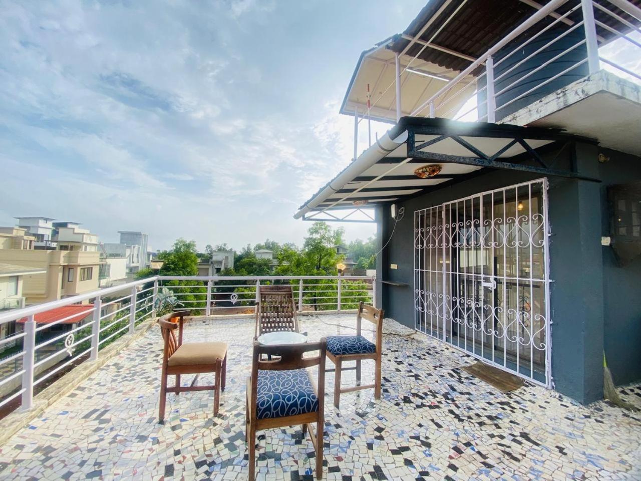 Iris Villa - The Dream Stays Ll 2Ac Rooms Ll Wifi Ll Pvt Big Pool Lonavala Buitenkant foto