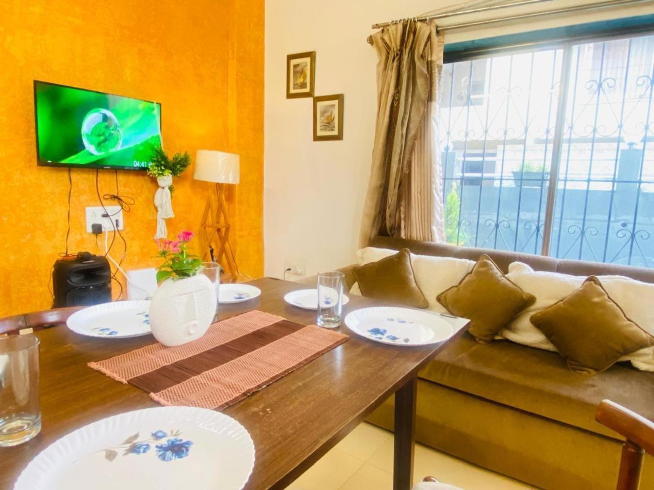 Iris Villa - The Dream Stays Ll 2Ac Rooms Ll Wifi Ll Pvt Big Pool Lonavala Buitenkant foto