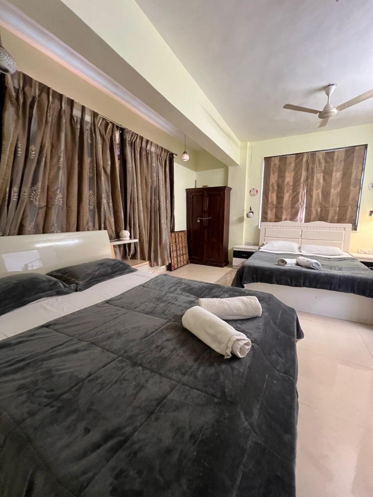 Iris Villa - The Dream Stays Ll 2Ac Rooms Ll Wifi Ll Pvt Big Pool Lonavala Buitenkant foto
